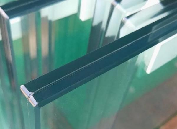 anti-hurricane laminated glass02
